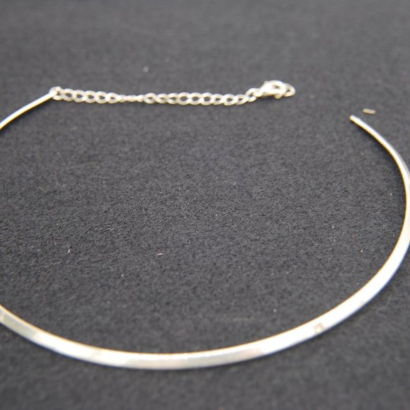 2 Chokers - One is stainless-steel beads all the way around - Picture 6 of 6